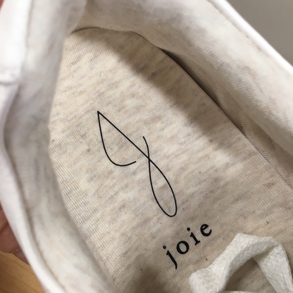 - Joie White Low top Womens Sneaker 👟 - Picture 8 of 8